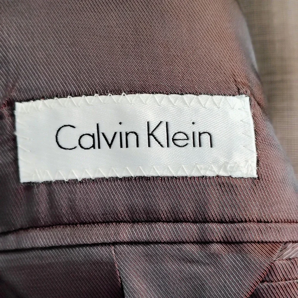 Calvin Klein Mens 42R Suit Brown Sharkskin Two Button Formal Business Wear